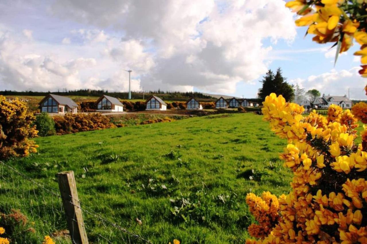 The Salthouse Lodges Балликасл Экстерьер фото